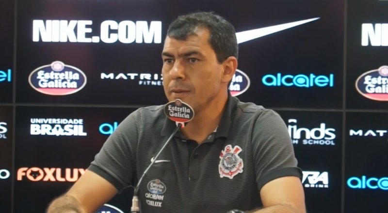 Carille faz mistério na escalação para enfrentar o Racing