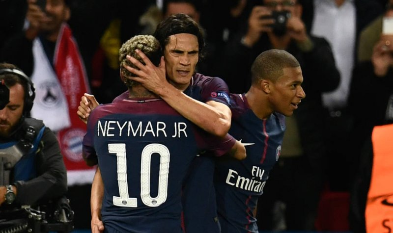 Após rusgas, Neymar, Cavani e Dani Alves marcam e PSG vence o Bayern