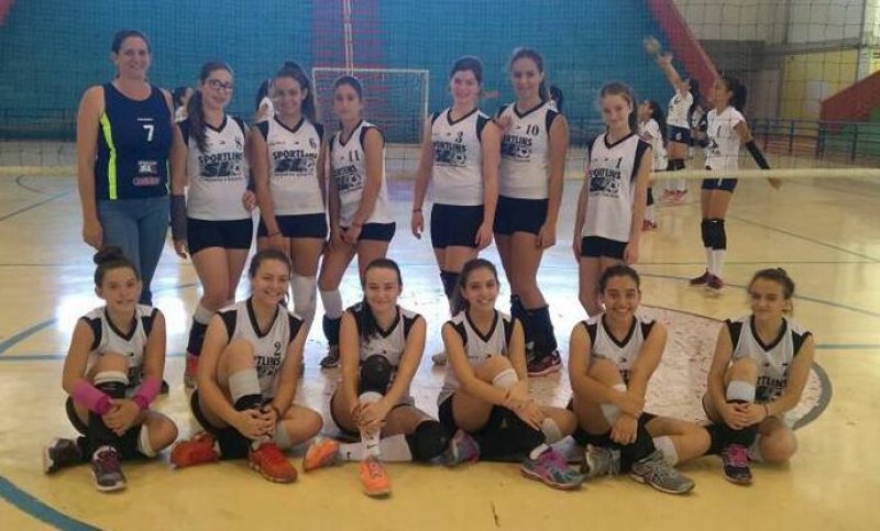 Vôlei Feminino vence dois jogos em Pompéia