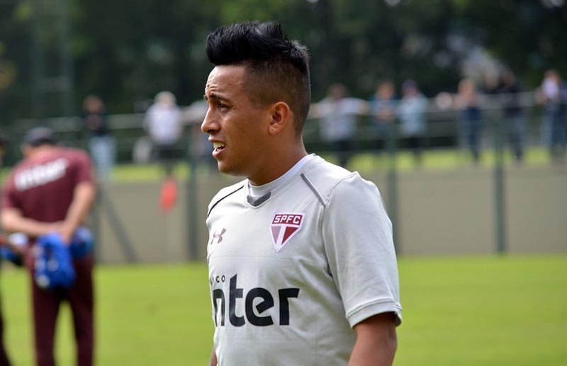 Dorival aposta fichas na volta de Cueva