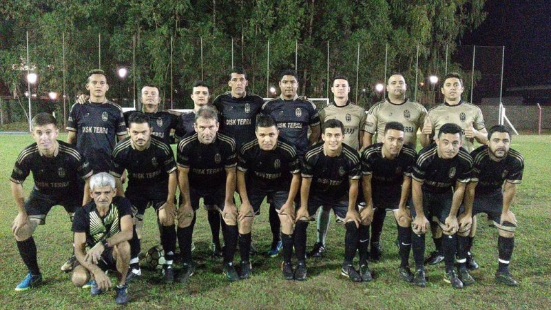 Quatro jogos foram disputados no fim de semana, no Centro Esportivo “Velmiro dos Santos”, em Penápolis, válidos pela primeira fase da 3ª Super Copa de Futebol Mini-Campo, promovida pela Prefeitura Mun