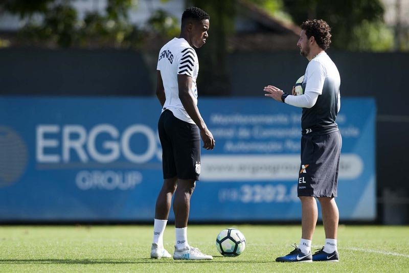 Com novidades, Elano confirma time  do Santos para enfrentar o Atlético/MG