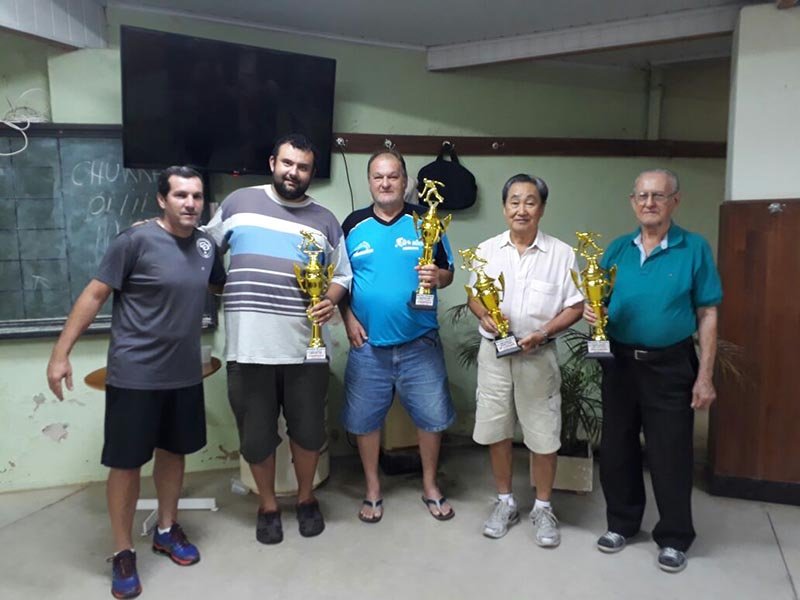 Torneios de truco e bocha são realizados no CP