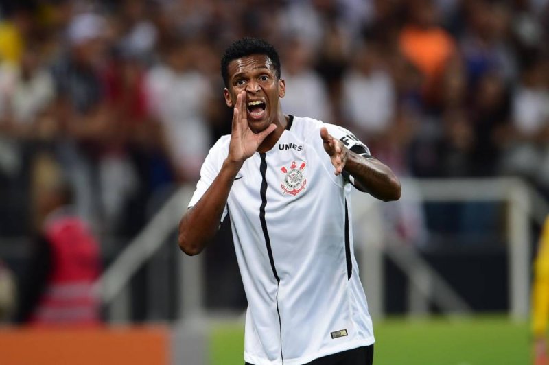 STJD mantém pena e Jô está livre para atuar em 2018