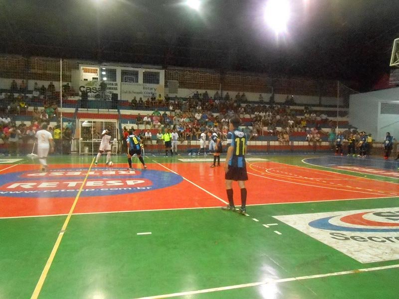 Cobras e Cobrinhas serão movimentados amanhã