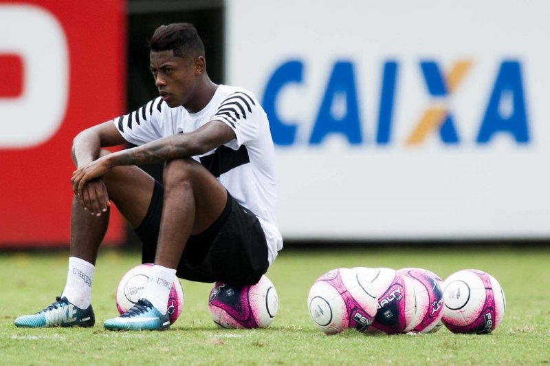 Santos confirma Bruno Henrique fora da partida contra o Ituano