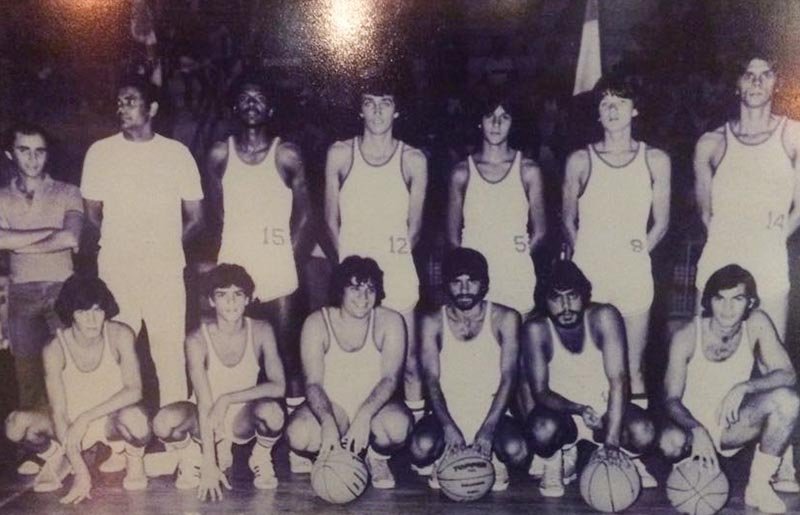 Jogo de ex-basqueteiros será atração no sábado