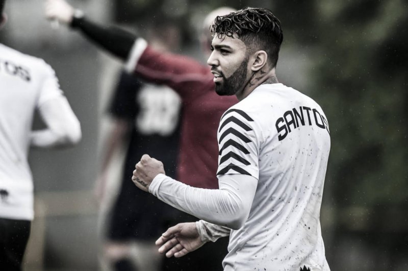 Gabigol comemora possibilidade de reestrear hoje pelo Santos