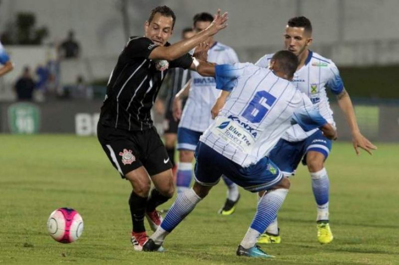 A-1: Corinthians perde para o Santo André