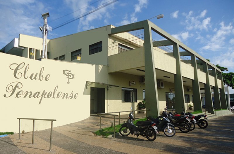 Clube Penapolense realiza torneios de bocha e truco