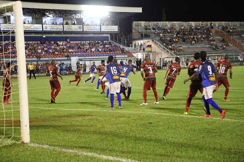 Penapolense decepciona e fica longe da classificação