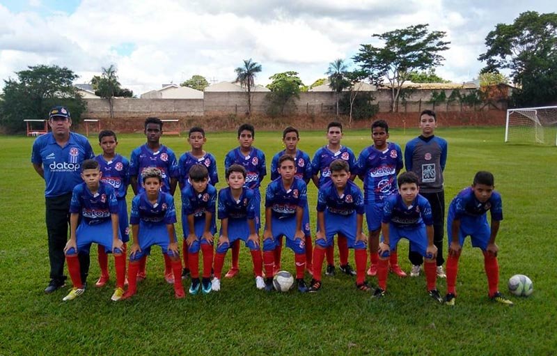 Futebol menor disputa amistosos em Araçatuba