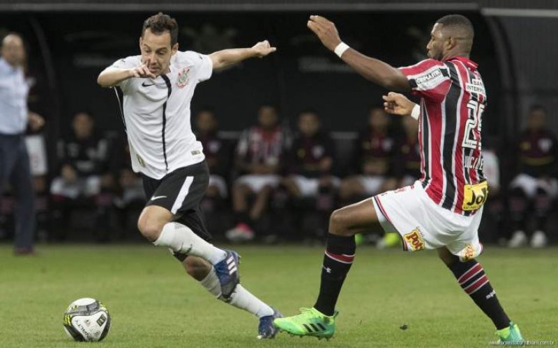 São Paulo e Corinthians disputam semifinal no Morumbi