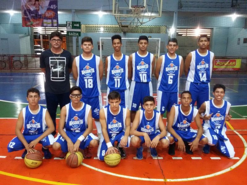 Basquete masculino vence nos Jogos da Juventude