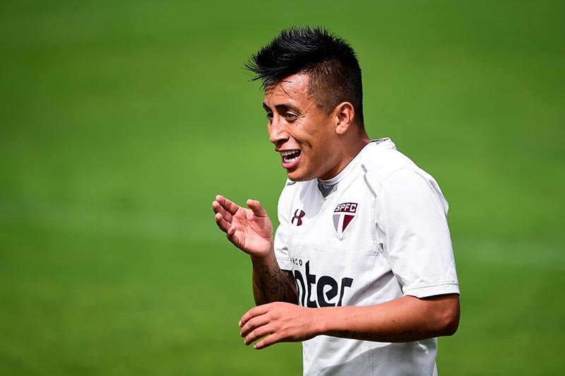 São Paulo relaciona Cueva, Régis e Hudson contra o Atlético/PR