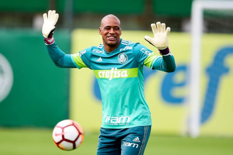 Jailson tem pena reduzida e vai jogar derby pela final do Paulistão