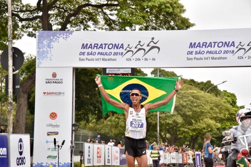 Penapolense Solonei Silva vence Maratona de São Paulo