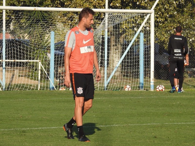Corinthians tem mudanças contra o Independiente