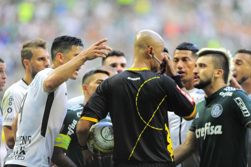 Corinthians e Palmeiras se reencontram depois de final polêmica