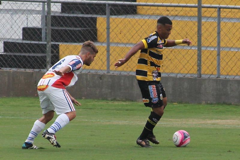 Jogador do Penapolense pode ir para Portugal