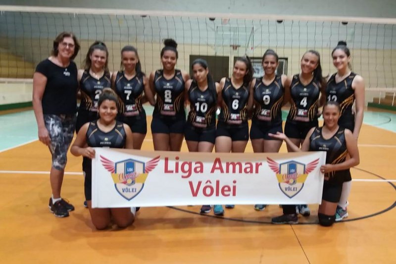 Voleibol vence jogos em Lençóis Paulista