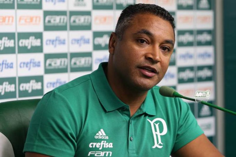 Palmeiras demite técnico Roger Machado após derrota para o Fluminense