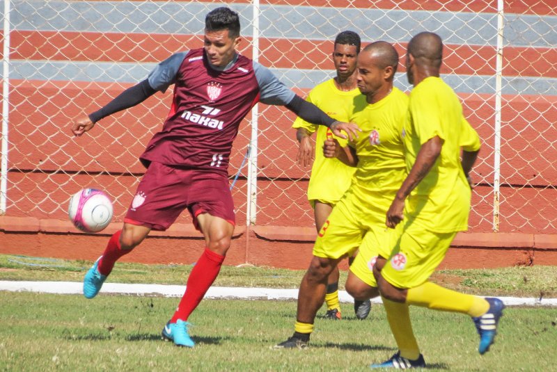 Penapolense fica no empate com o Noroeste