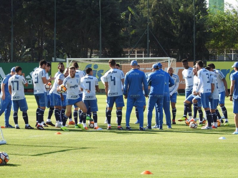 Palmeiras enfrenta o Cerro Porteño esta noite