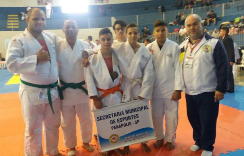 Judô de Penápolis participa de competições em agosto
