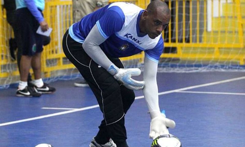 Com duas estreias, Penapolense joga últimas chances hoje