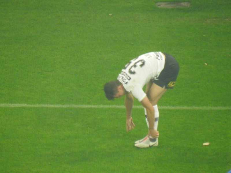 Danilo Avelar é dúvida no Corinthians para jogo na Bahia