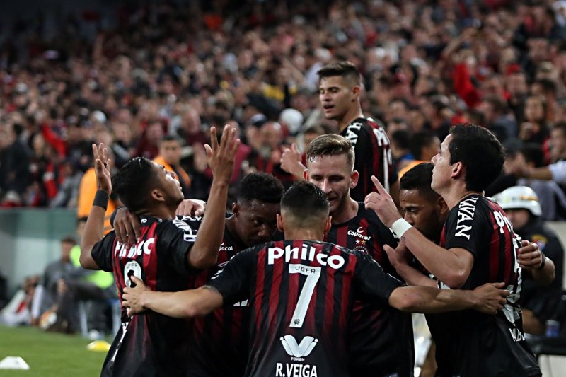 Atlético/PR faz o maior jogo da história da Baixada