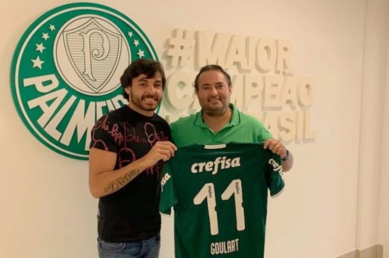 Palmeiras confirma contratação de Ricardo Goulart por empréstimo