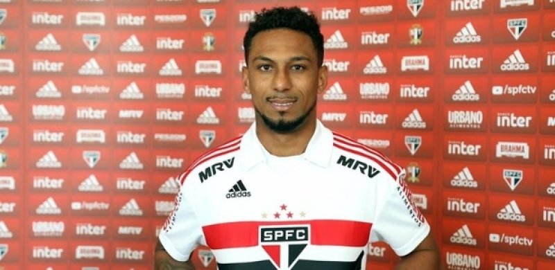 São Paulo: Biro Biro aparece no BID e fica à disposição de André Jardine