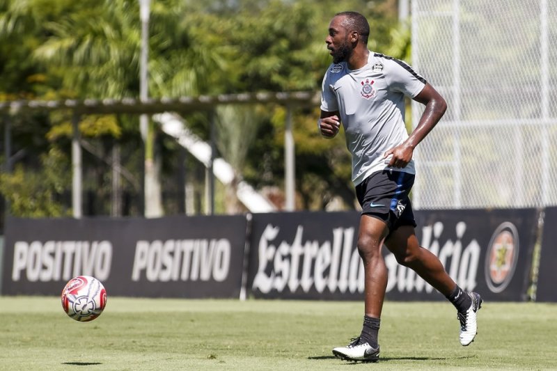 Com Manoel e Henrique, Corinthians pega o Red Bull