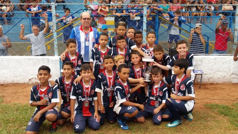Futebol Menor participa de competição em Rinópolis