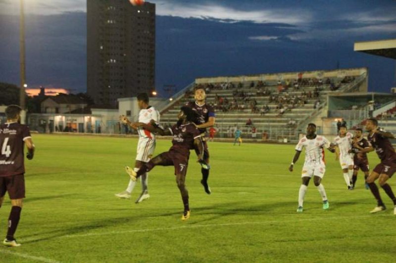 Penapolense continua na zona de rebaixamento da Série A-2