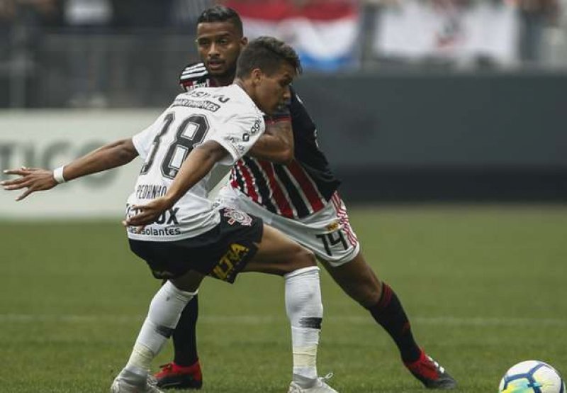 Corinthians e São Paulo disputam clássico na Arena