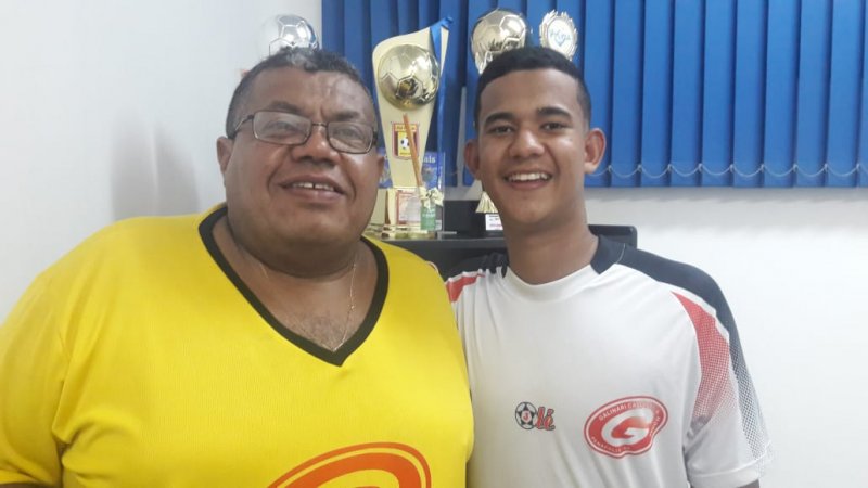 Atleta penapolense vai jogar futsal em equipe do Paraná