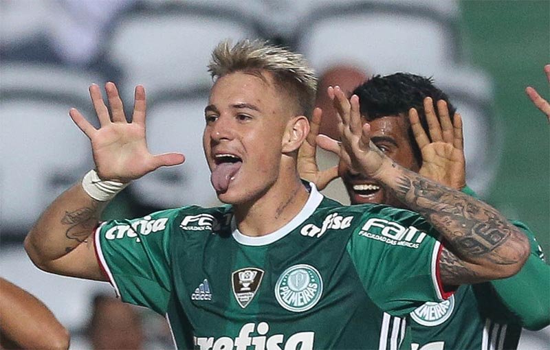 Presidente do Santos revela interesse nos atacantes Pedro e Róger Guedes