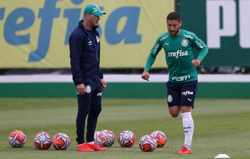 Palmeiras joga esta tarde em Mirassol