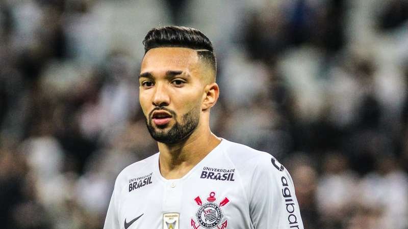 Julgamento é adiado e Clayson é liberado para o 2º jogo da final