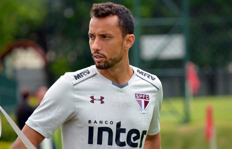 Nenê pede personalidade ao São Paulo para buscar título em Itaquera