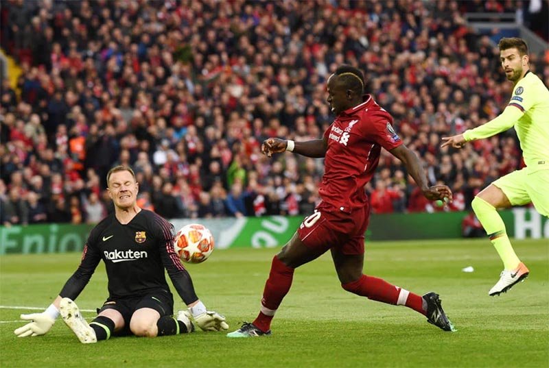 Liverpool goleia o Barça e vai à final da Liga dos Campeões