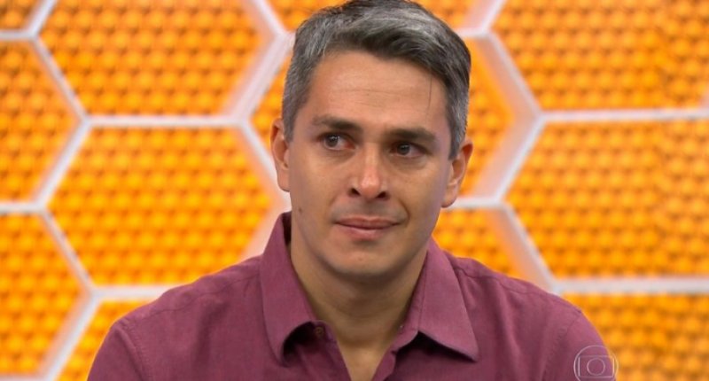 Record acerta com apresentador esportivo Ivan Moré