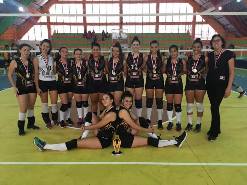 Vôlei Feminino de Penápolis é campeão dos Jogos Regionais
