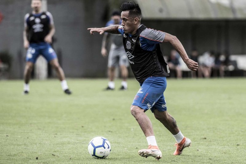 Cueva desfalca o Santos contra o Botafogo