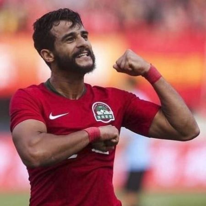 Palmeiras analisa contratação de Henrique Dourado por empréstimo