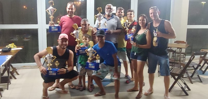 Laudo e Fernando vencem Torneio de Truco do Clube de Campo Lago Azul