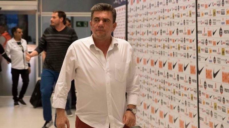 Crise Corinthians x Caixa faz oposição acusar Andrés